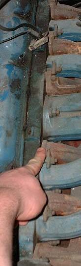 Manifold  mounting  nuts, studs and washers