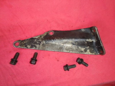 auto trans bracket.jpg