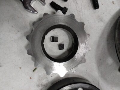 pump gear broken tabs 1.jpg